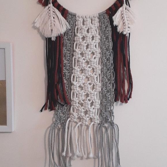 Large Handmade Feather Macrame Wall Decor:Silver/Cream,Burgundy,Black - Picture 7 of 8